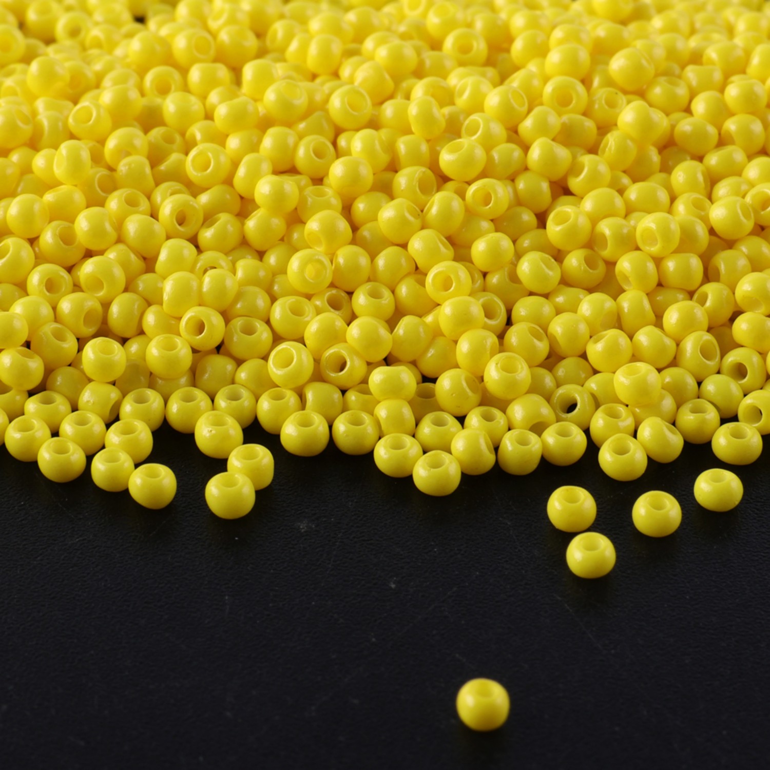 Domestic CJ 11/0 Top Seed Bead - Seed Bead Tube recension och pris